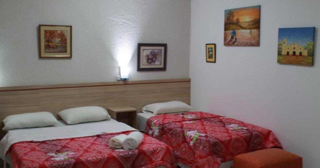 Hostal Casa Suiza Asuncion Chambre photo