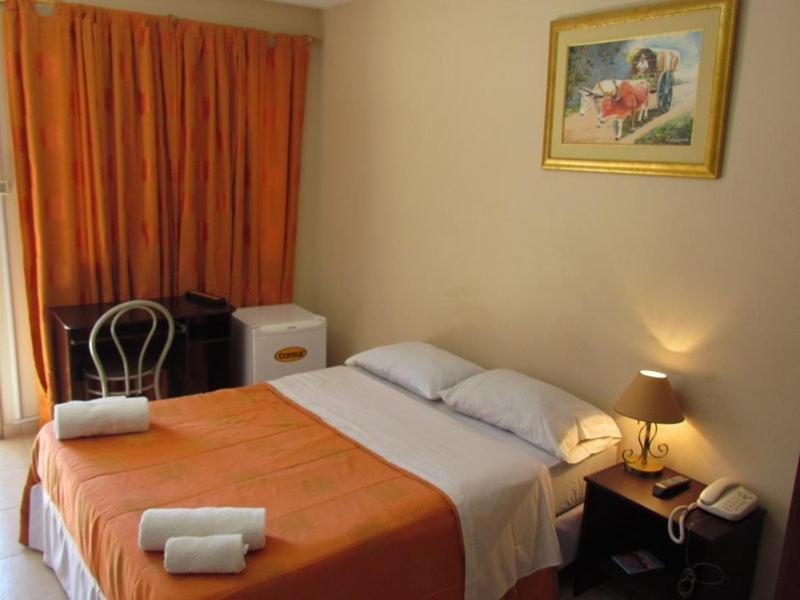 Hostal Casa Suiza Asuncion Extérieur photo